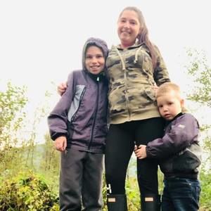 Meet your Posher, Ashley